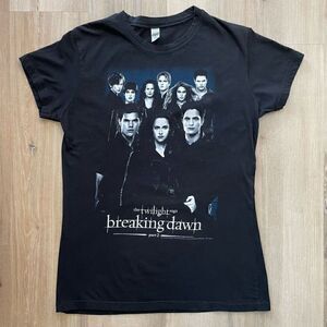 Tultex 2012 The Twilight Breaking Dawn Part 2 Shirt Size Women’s XL Movie Promo